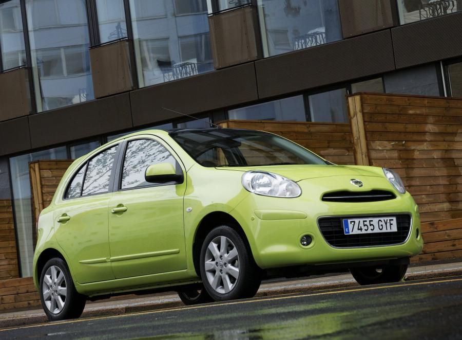 Nissan Micra 5-Door (K13) 2010 года  (фото 16 из 26)